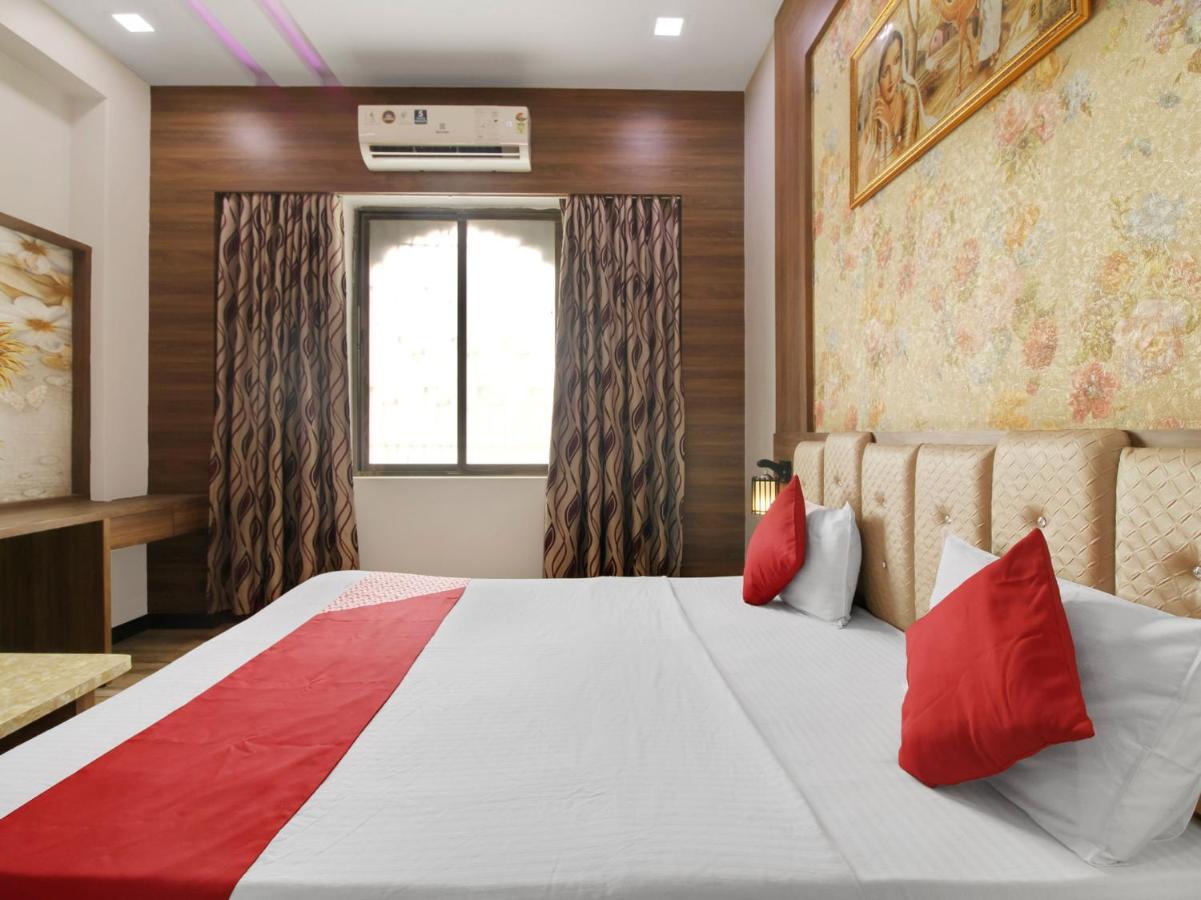 מומביי Hotel Delight מראה חיצוני תמונה