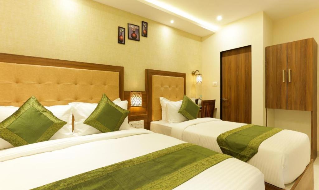 מומביי Hotel Delight מראה חיצוני תמונה